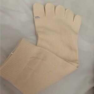 Cream Beige Toe Socks